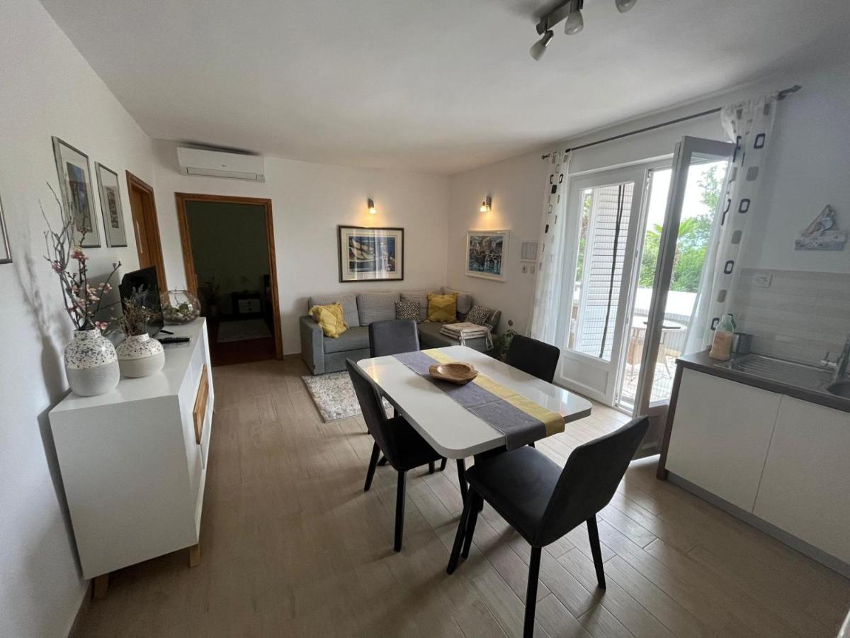 Apartmani Anica Risika Exterior foto