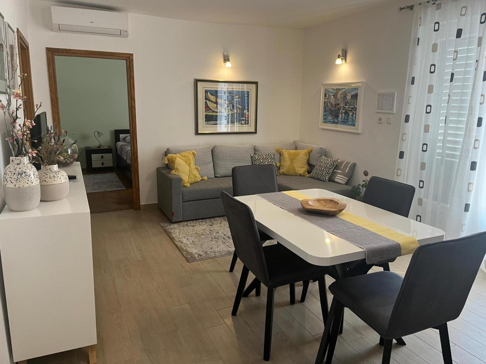 Apartmani Anica Risika Exterior foto