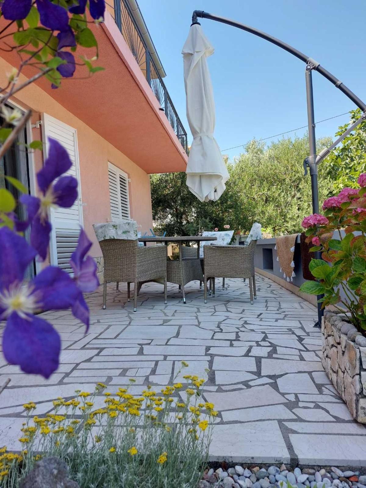 Apartmani Anica Risika Exterior foto