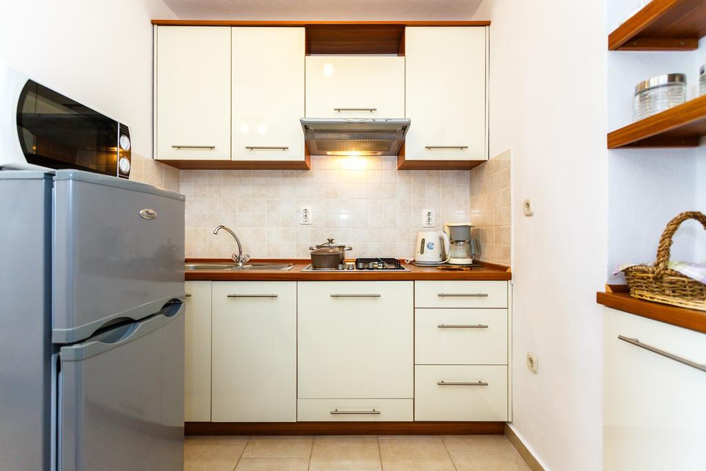 Apartmani Anica Risika Exterior foto