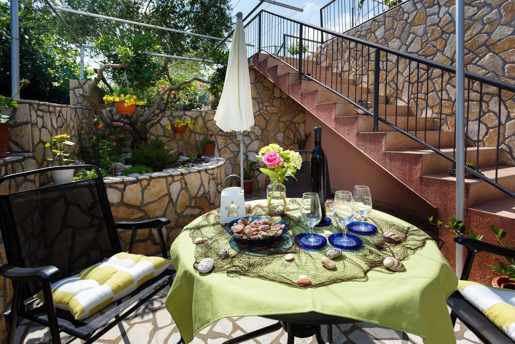 Apartmani Anica Risika Exterior foto